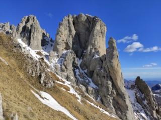Torre Cecilia e Torrione del Cinquantenario: ci sono parecchie vie di arrampicata, per noi ancora tutte da provare