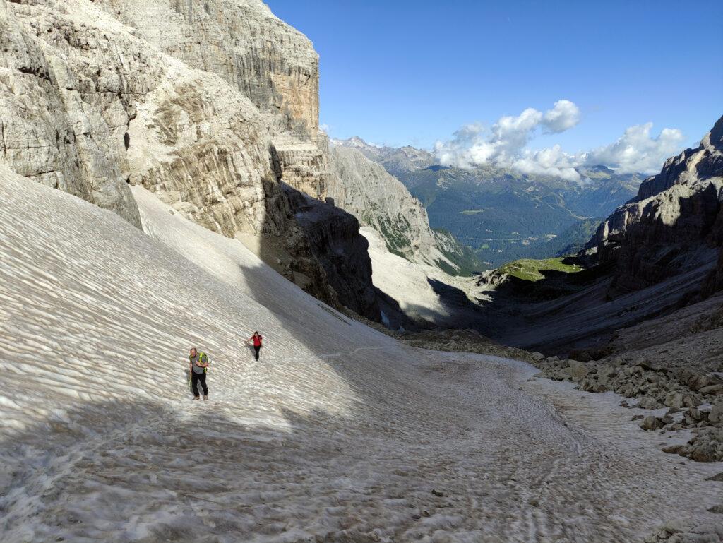 poche decine di metri su neve e siamo in Bocca di Brenta