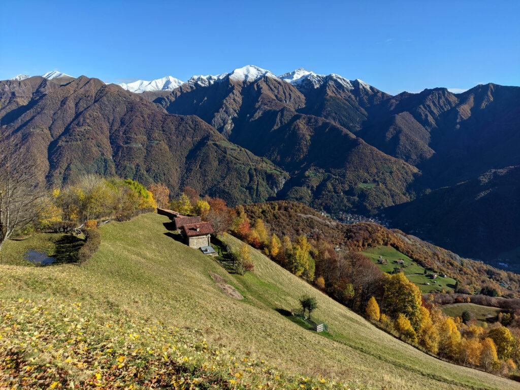 la valle vista dal traverso che porta a San Calimero