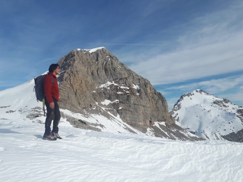 Gab con la cima dei Lasteri e il Piz Galin