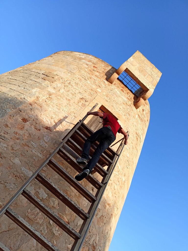 Torre d'Ivan o Torre Nova a Santanyì