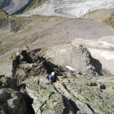 Via Cheney – Aiguille Croux: arrampicata al cospetto del Bianco