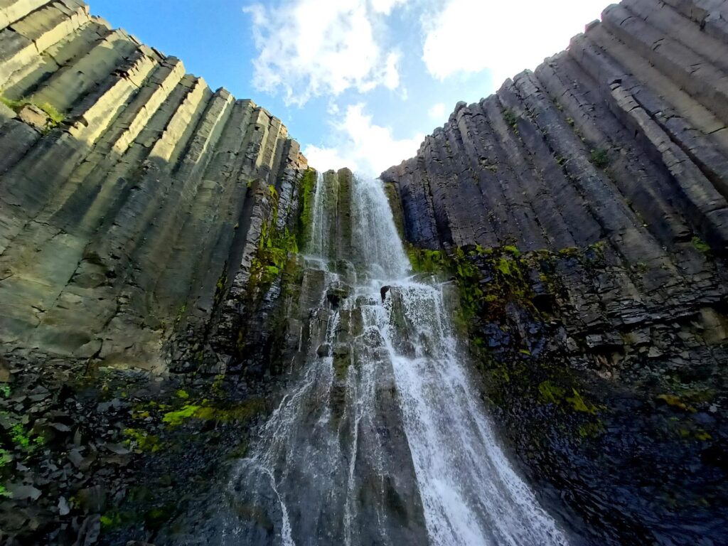 oh diamine, allora Svartifoss non era l'unica cascata con basalti colonnari?! eh... no, ce n'è parecchie!