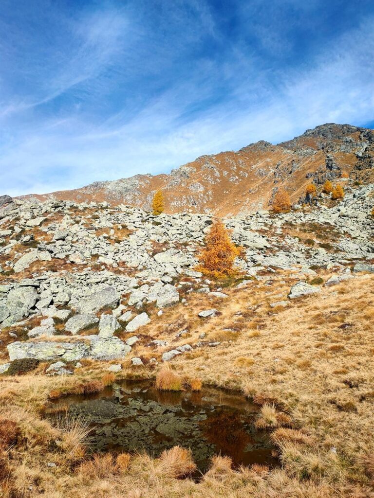 piccola pozza d'acqua poco prima della Bocchetta di Mara