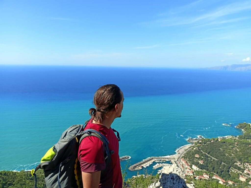 uno sguardo verso il golfo di policastro: e dire che oggi il meteo doveva essere incerto!