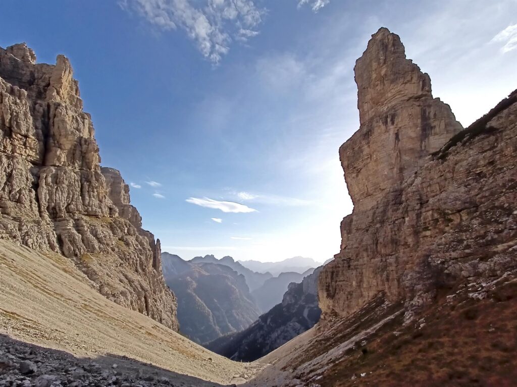 panoramica del tratto terminale prima di raggiungere il Bivacco Perugini