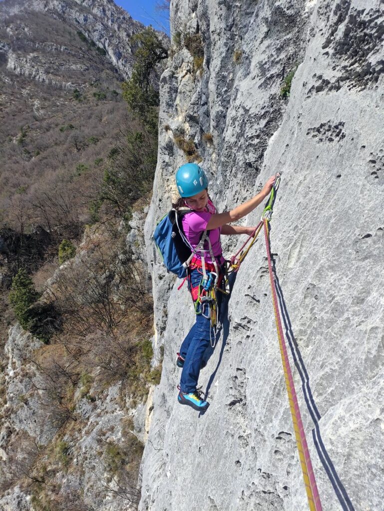 la delicata placca del secondo tiro (notare lo sguardo "paura e panico" tipico del traverso)