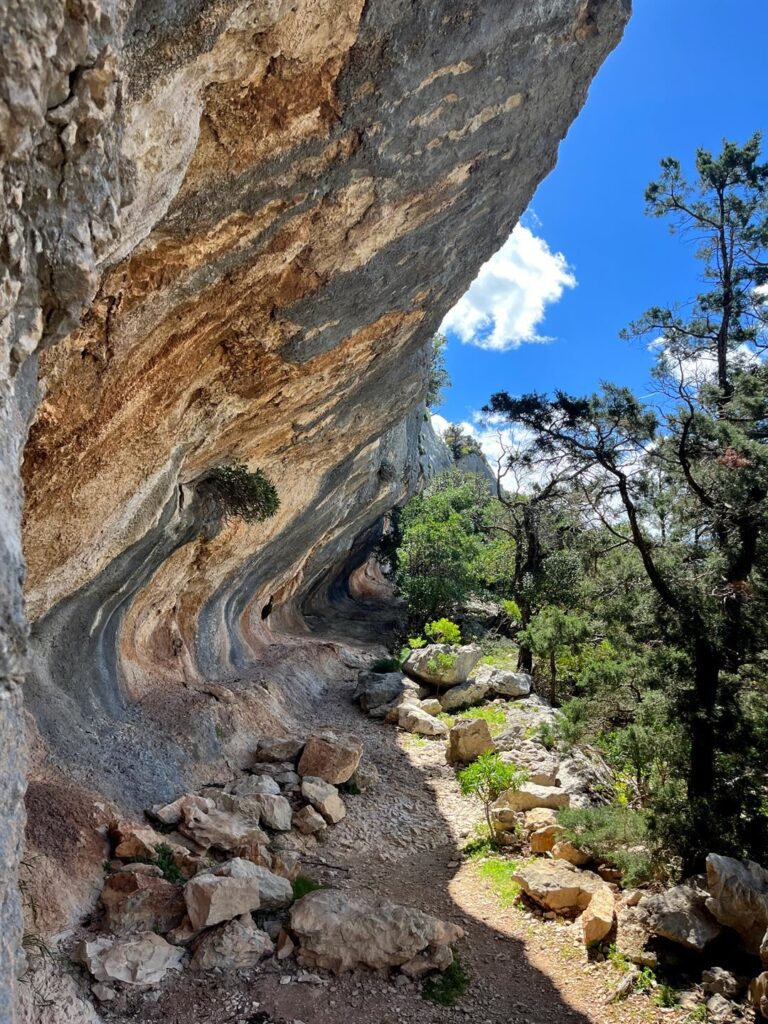 bellissimo passaggio poco prima della Fessura di Tiscali