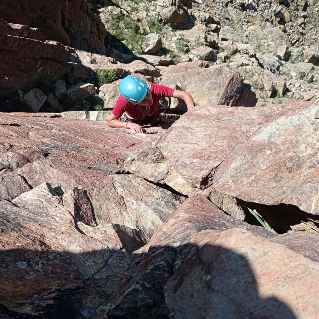 Erica protegge l'ultimo passo prima della sosta del primo tiro