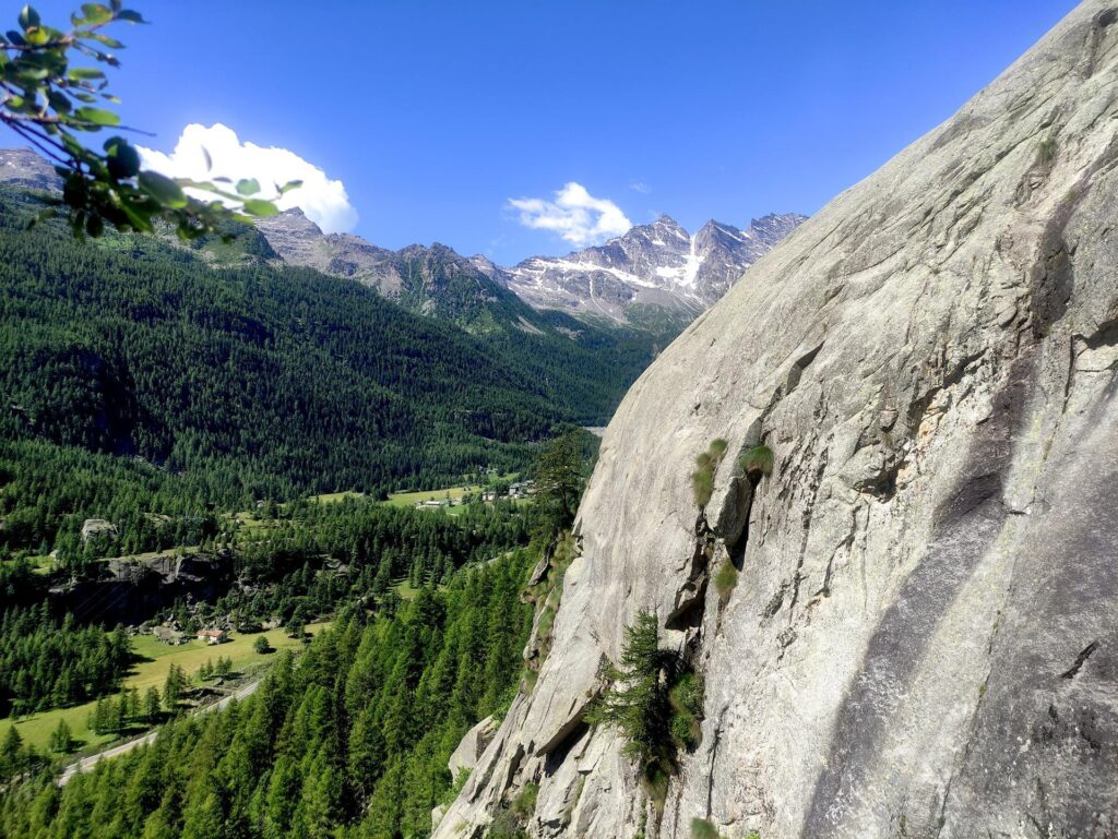 Accanto a noi il bel muro del terzo tiro di Per Giorgio che non ci siamo sentiti di affrontare ;)