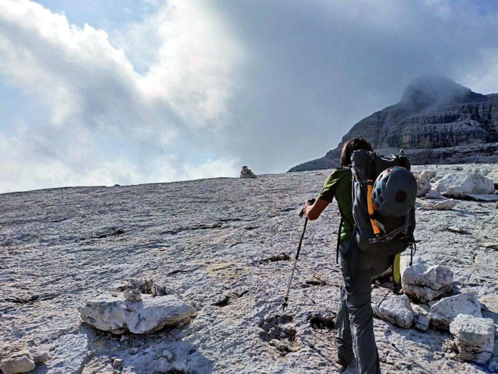 Partiamo dallo Stoppani dopo essere saliti con la prima funivia