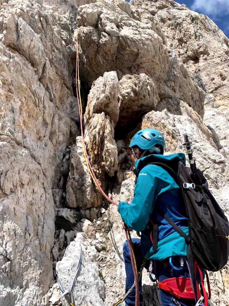 l'ultimo tiro è un po' da cercare, è l'unico per il quale è necessario attrezzare una sosta