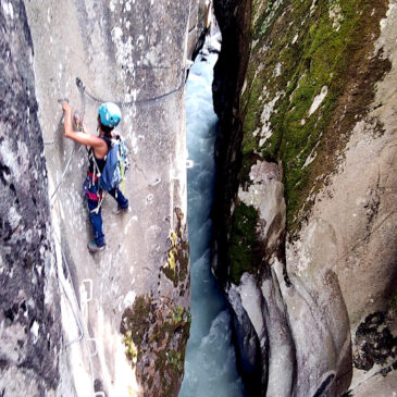 Ferrata Gorges d’Ailefroide: panoramico percorso nella gola del torrente