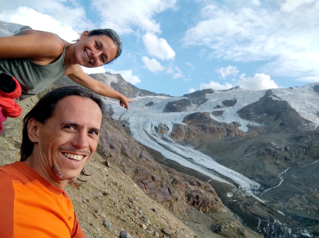 è sempre bello il Ghiacciaio dei Forni, ma in verità - lo sappiamo - c&#039;è poco da ridere viste le sue condizioni