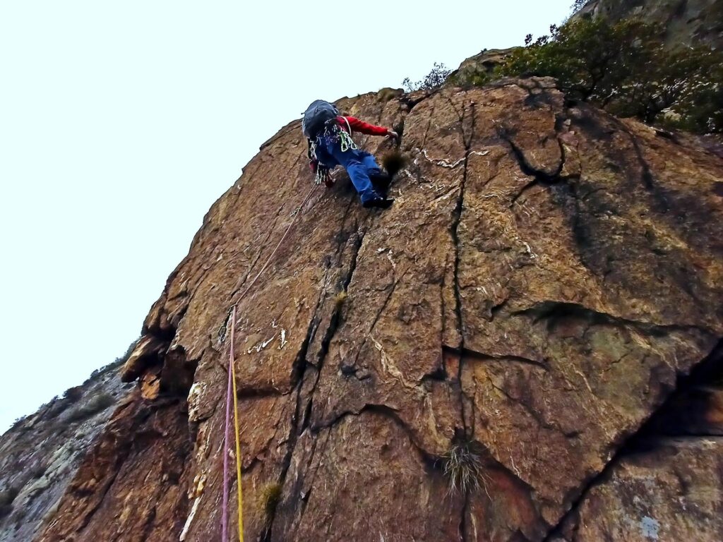 ... e infatti si va via bene, sfruttando la bella lama