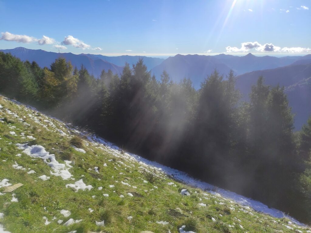 la neve che si scioglie al sole: magia