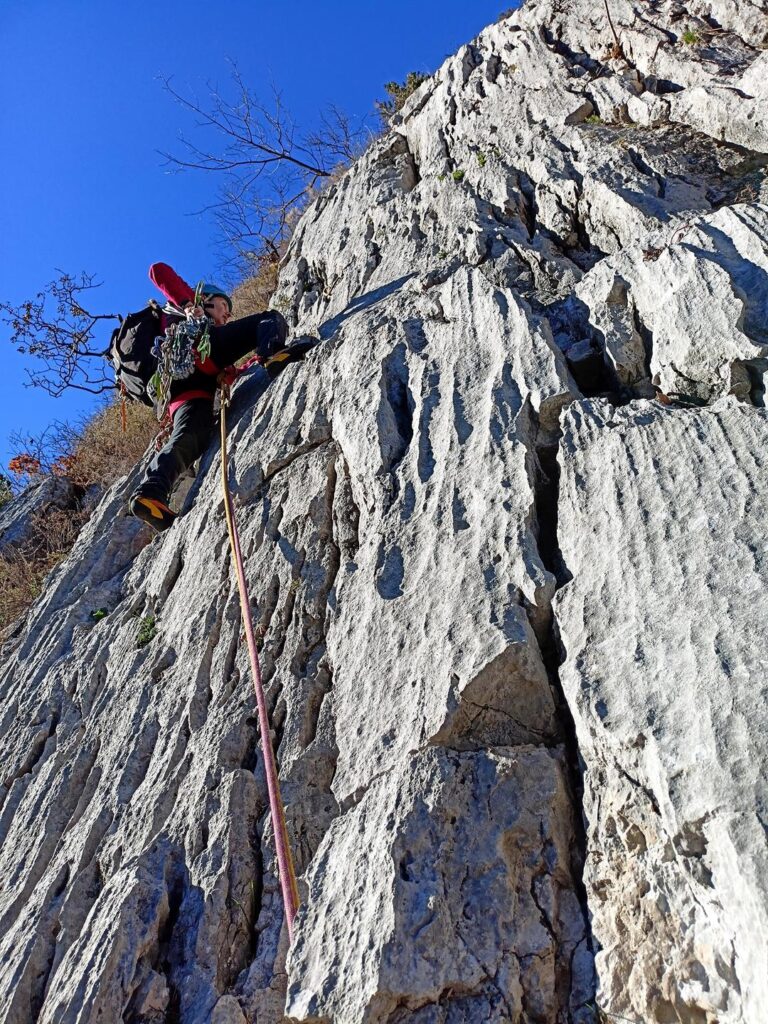 Terzo tiro: bellissimo e divertente muretto di IV grado