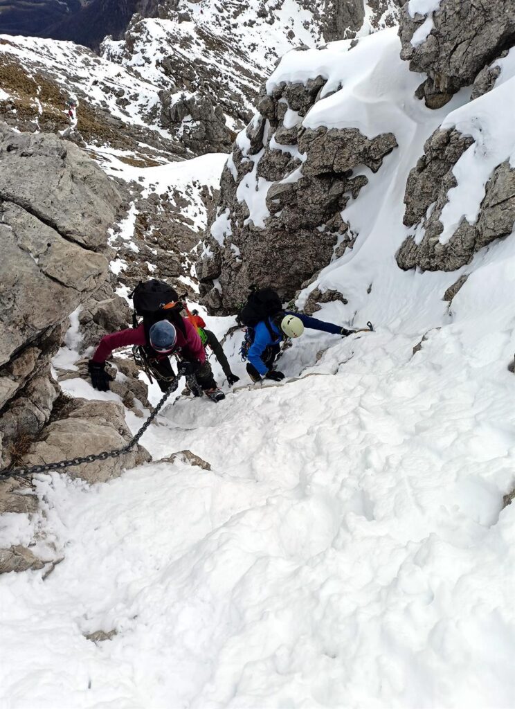 Secondo tratto attrezzato con neve poco portante