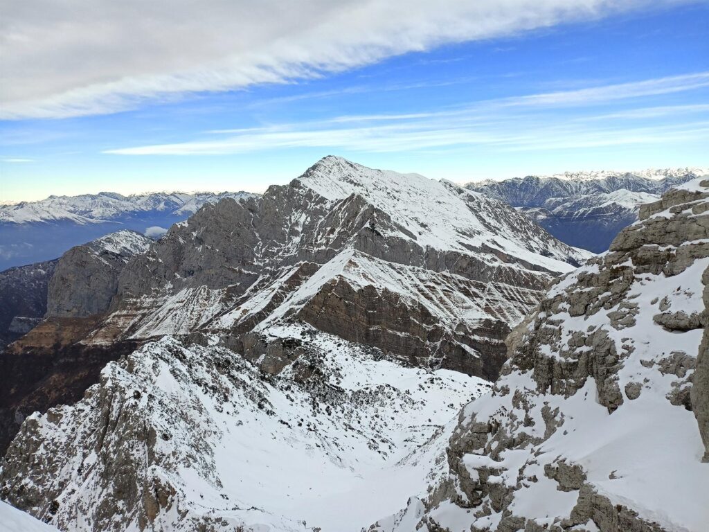 Il Grignone e il percorso della traversata alta