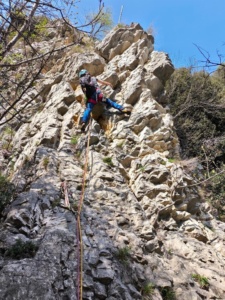 Qui siamo alla via dello Sperone del Forte e questo è il punto chiave del primo tiro