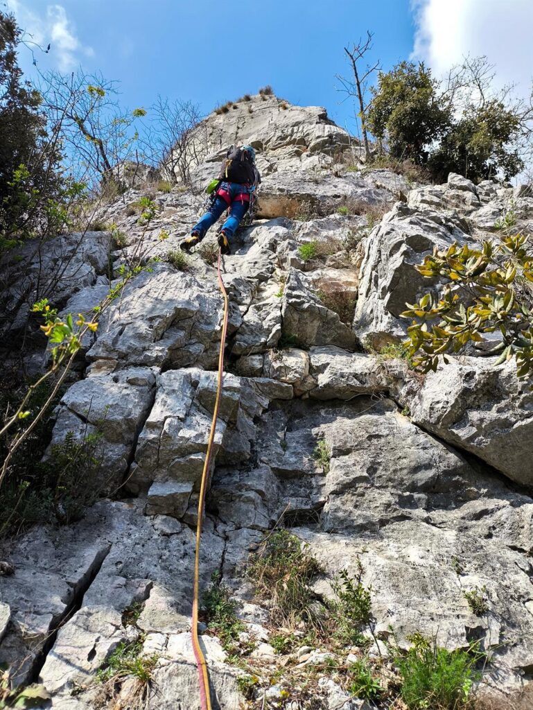 Erica sul terzo tiro della via dello Sperone