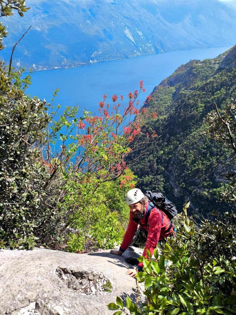 Il Niggah in uscita da Zio Genio con lo splendido panorama del lago sullo sfondo