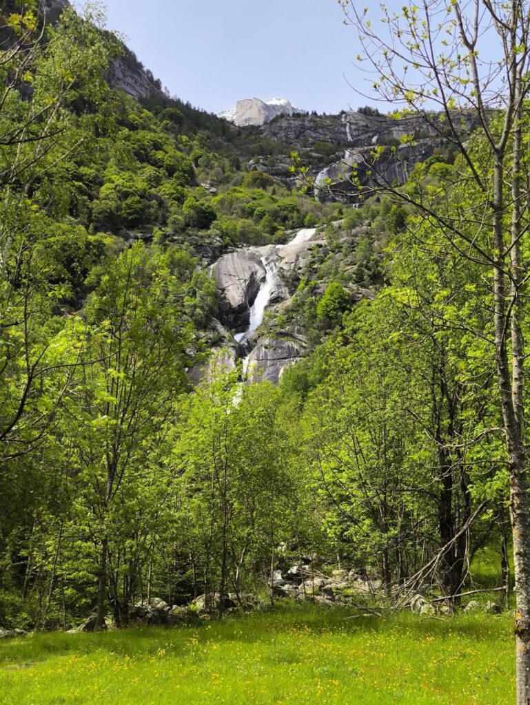 le cascate della Valle del Ferro, la prima che si incontra lungo il percorso