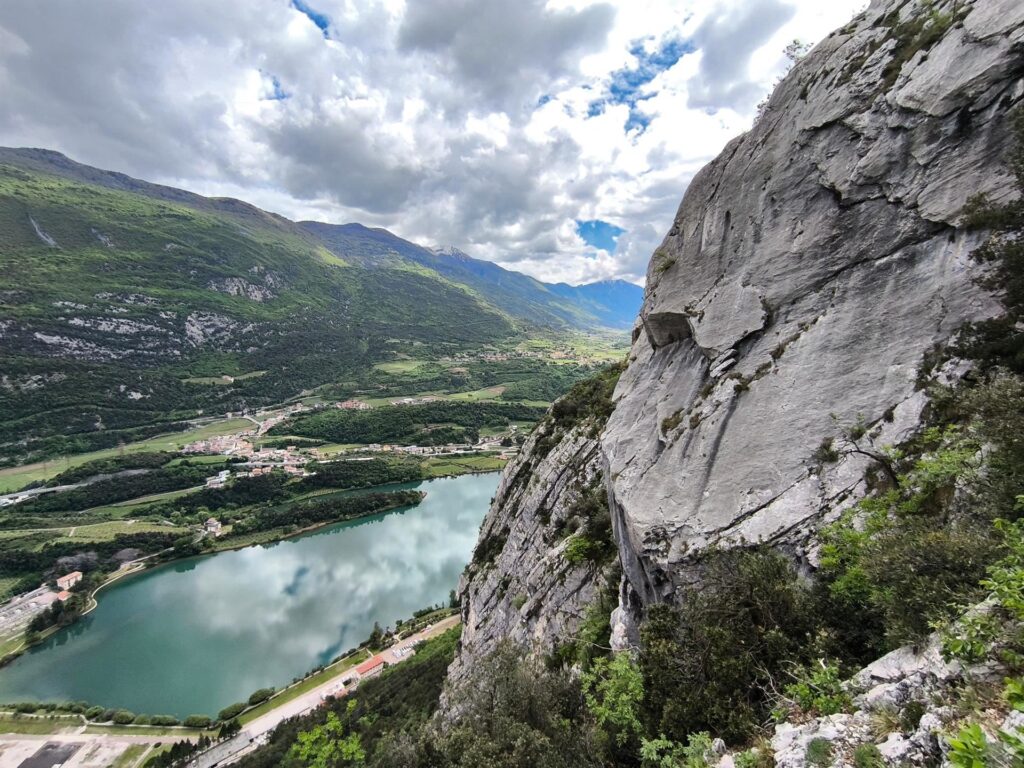 vista incantevole sul lago di Santa Massenza