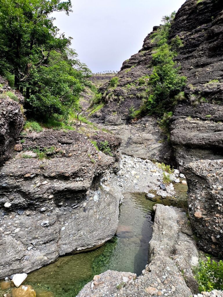 un&#039;altra sbirciata al canyon prima del guado