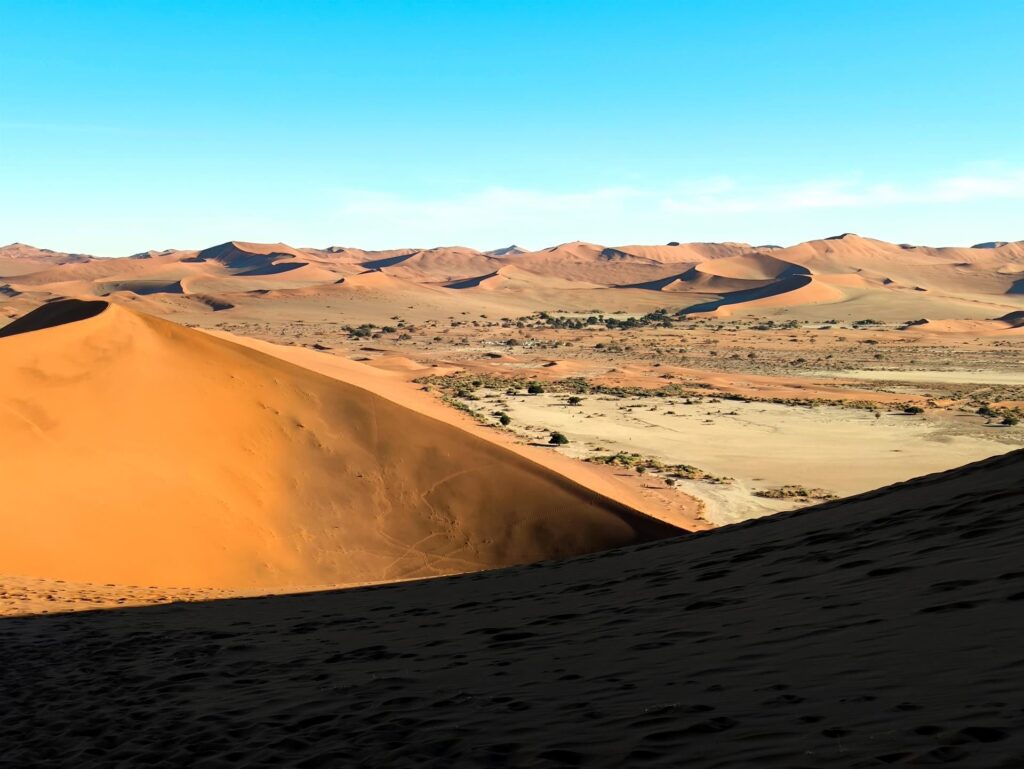 scendiamo verso Deadvlei