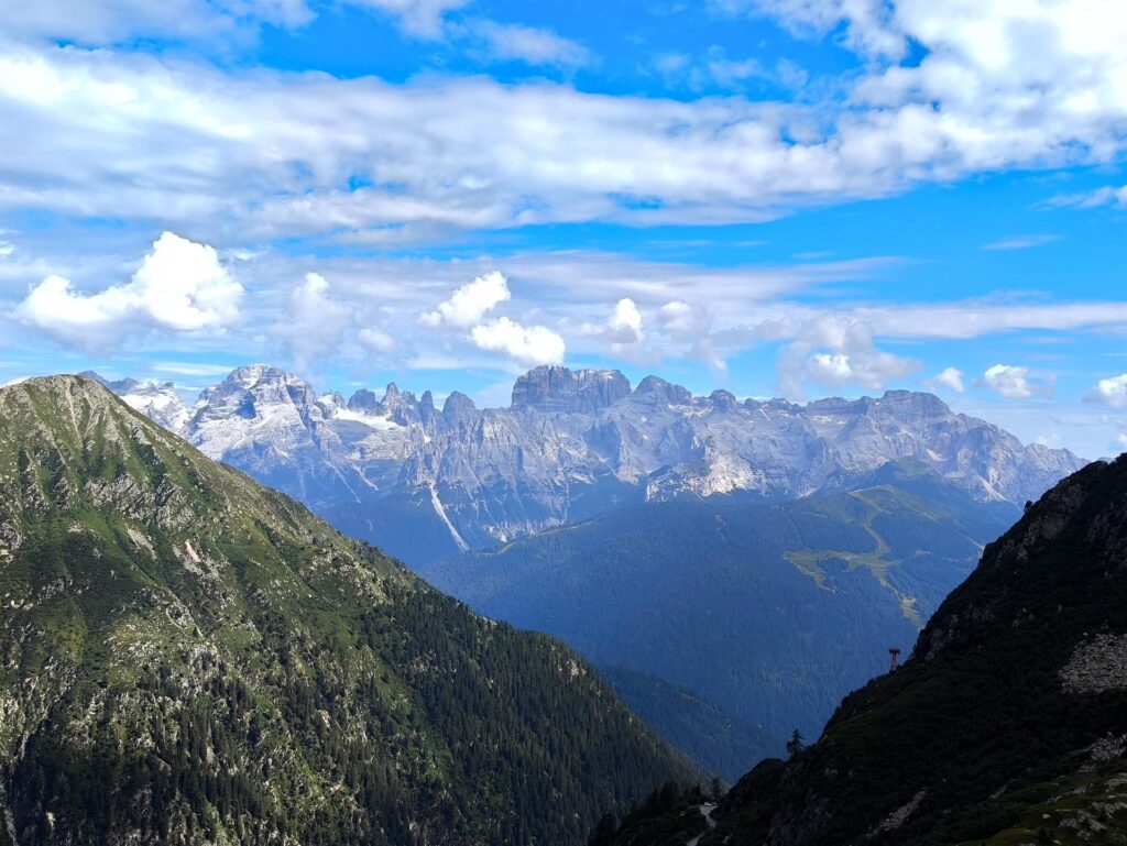Il Brenta visto dal rifugio Cornisello