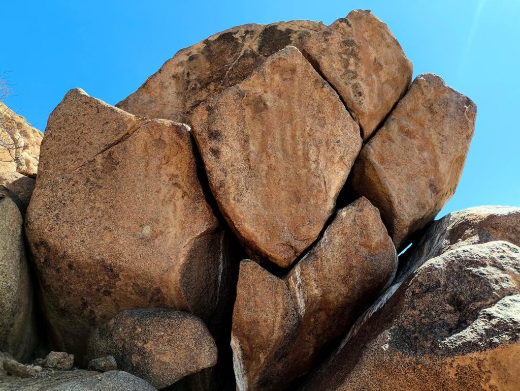 belle formazioni di granito, sembrano puzzle