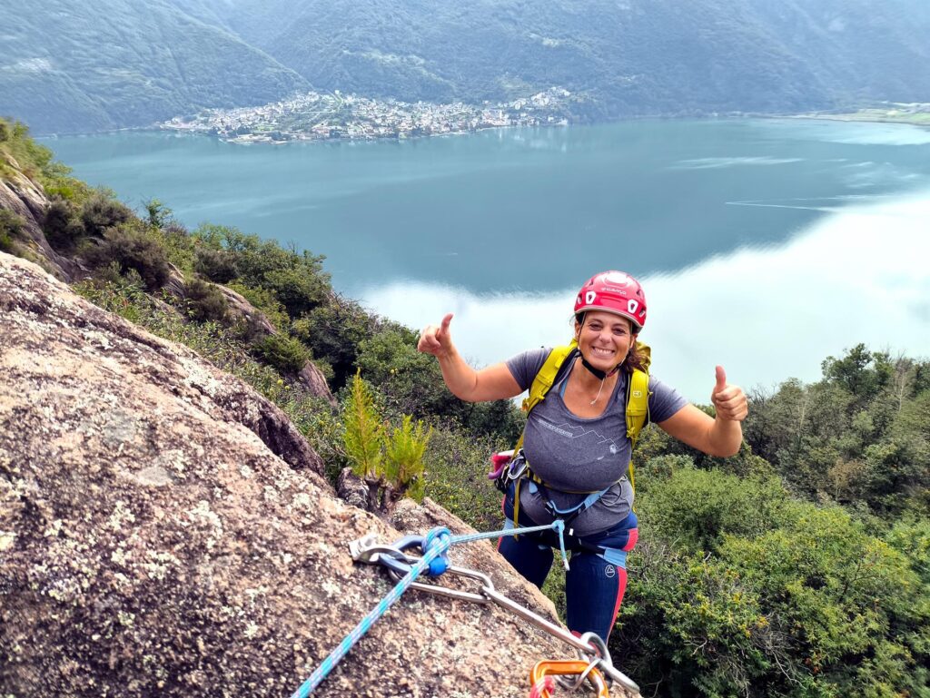 Laura in sosta soddisfatta per la salita!