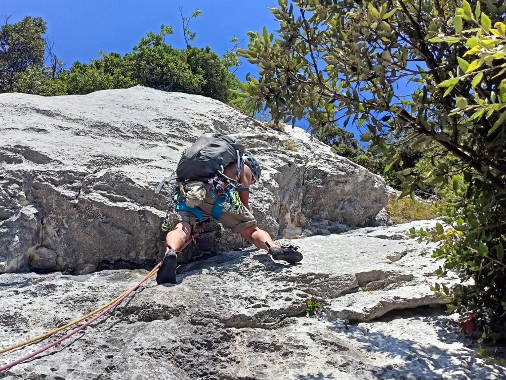 per poi traversare a destra con almeno qualcosa in mano