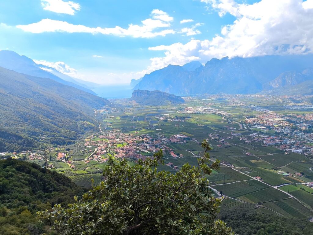 panorama verso il lago, sempre molto bello da qui