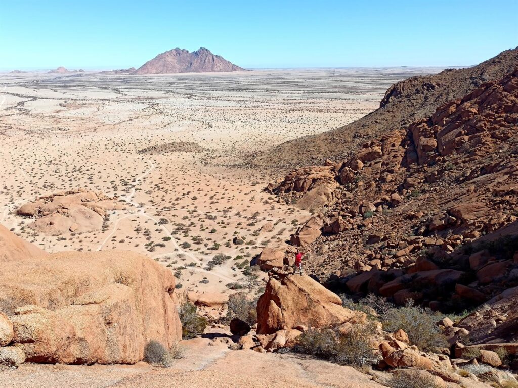 un percorso camminabile ci da l&#039;occasione di prendere quota e guardare questa vastità dall&#039;alto: meraviglioso