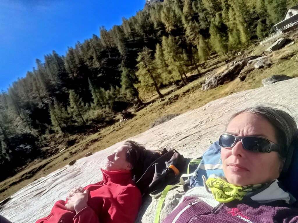 qui ci prendiamo una pausa al sole