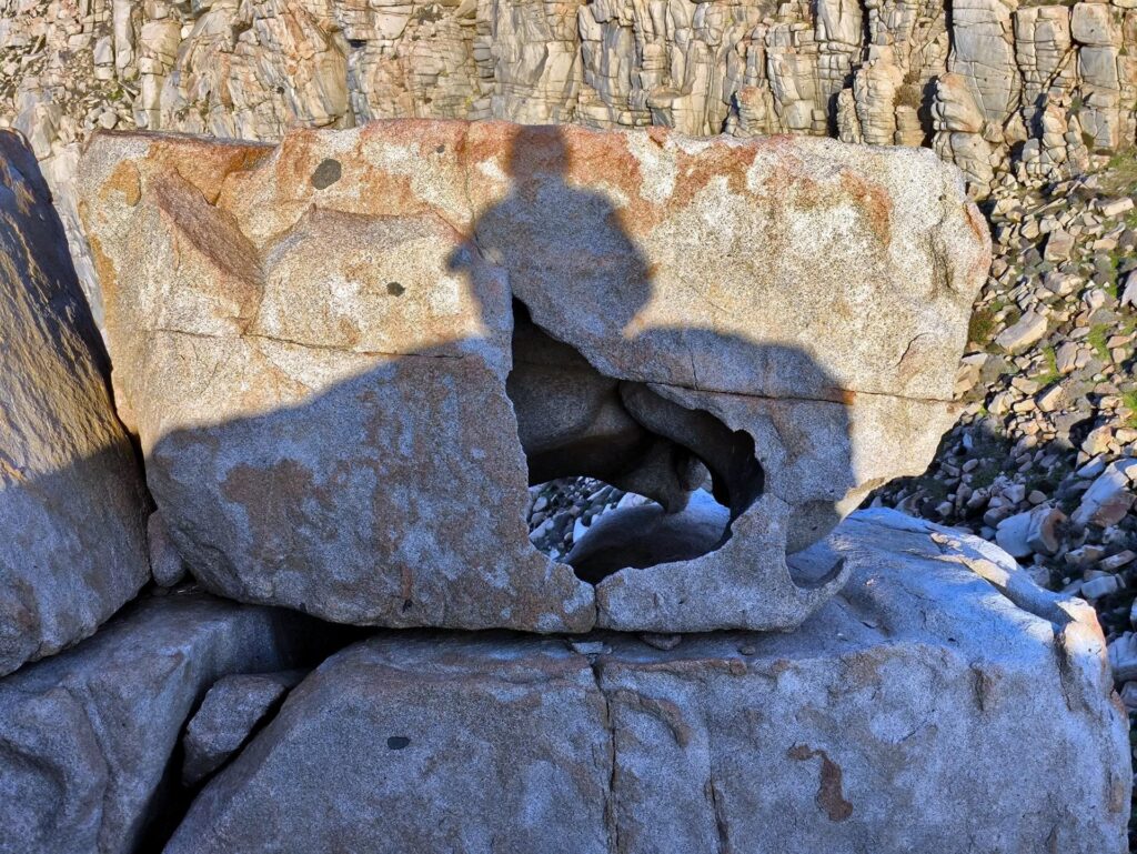 rocce scavate all&#039;interno