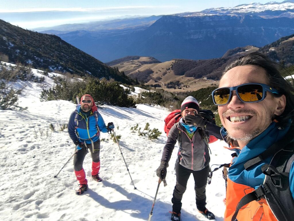 Ci siamo finalmente! Ramponi indossati e via che si parte!