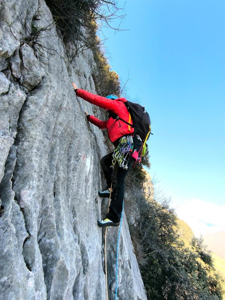Erica attacca le danze sul secondo tiro