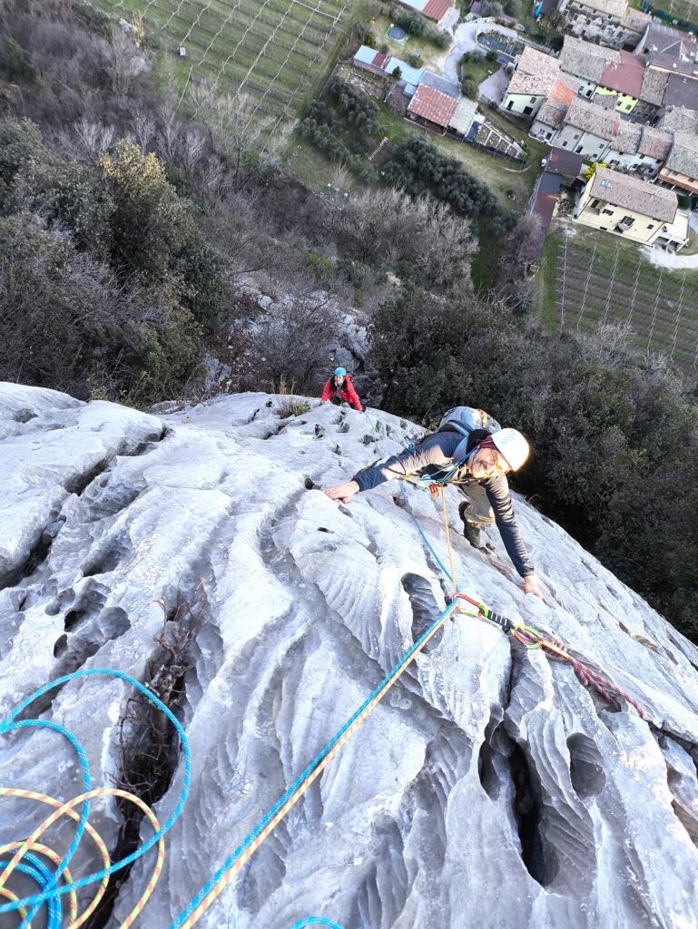 la seconda parte del terzo tiro invece è su questa placca meravigliosa