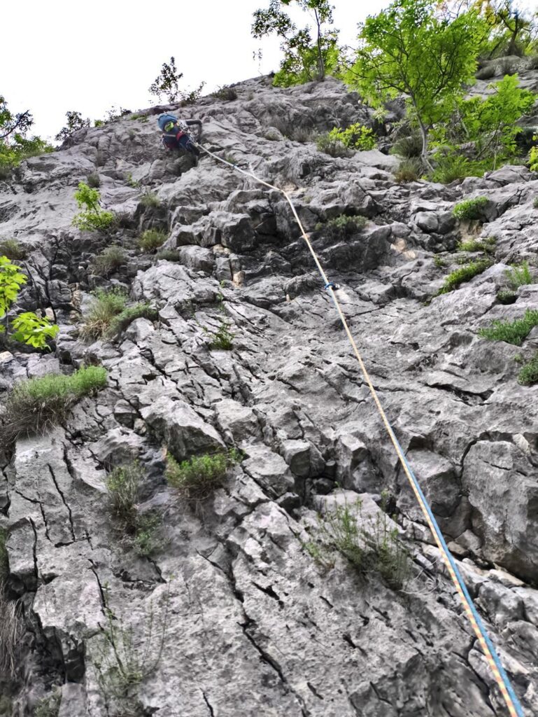 Erica sul passettino chiave del quinto tiro, poi si inizia a piegare leggermente a sinistra