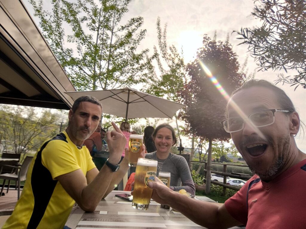 Consueta birretta di festeggiamento al Bicigrill!