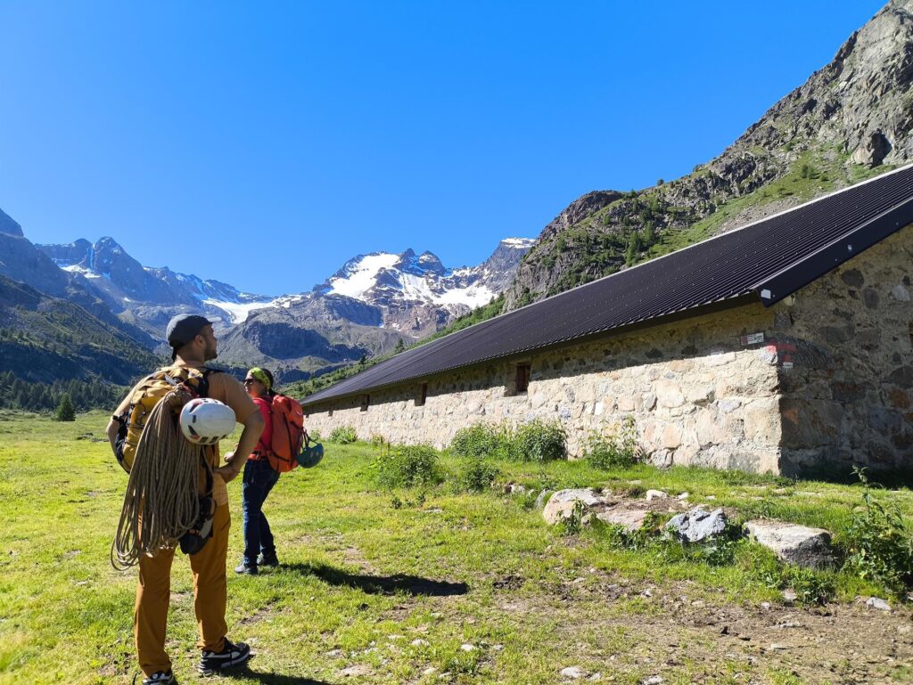 Siamo all&#039;alpe Dosdè. Dobbiamo arrivare in fondo al pianone per le nostre vie