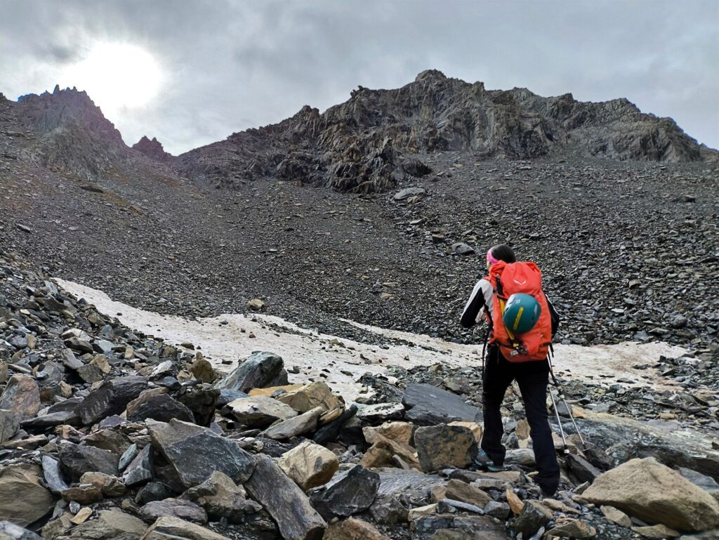 dopo il nevaietto comincia la parte più antipatica della salita...