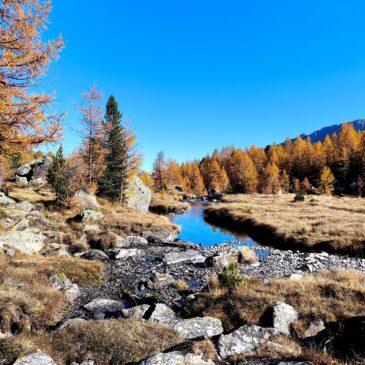 Laghetti della Cassandra da Piasci: autunno in Val Torreggio