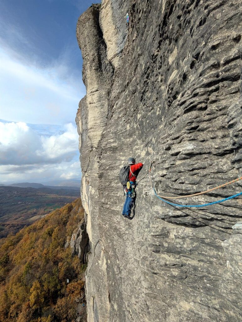 Gab sull&#039;espostissimo traverso del terzo tiro