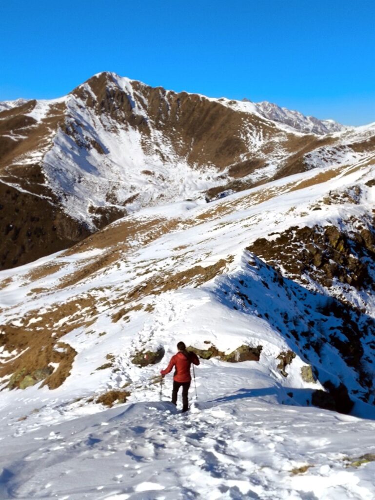 si scende un po' per poi risalire