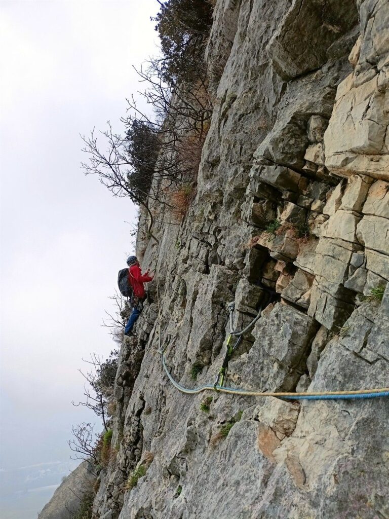 Gabri sul quarto tiro, che parte anch'esso in traverso