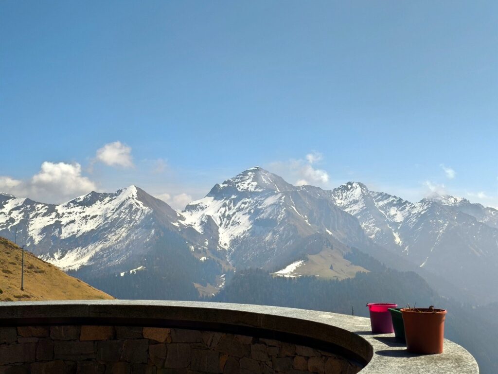la vista dal Rifugio Passo San Marco 2000, notevole!